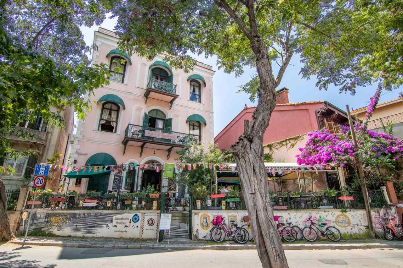 Bueyuekada Anastasia Meziki History Mansion Adalar Exterior photo