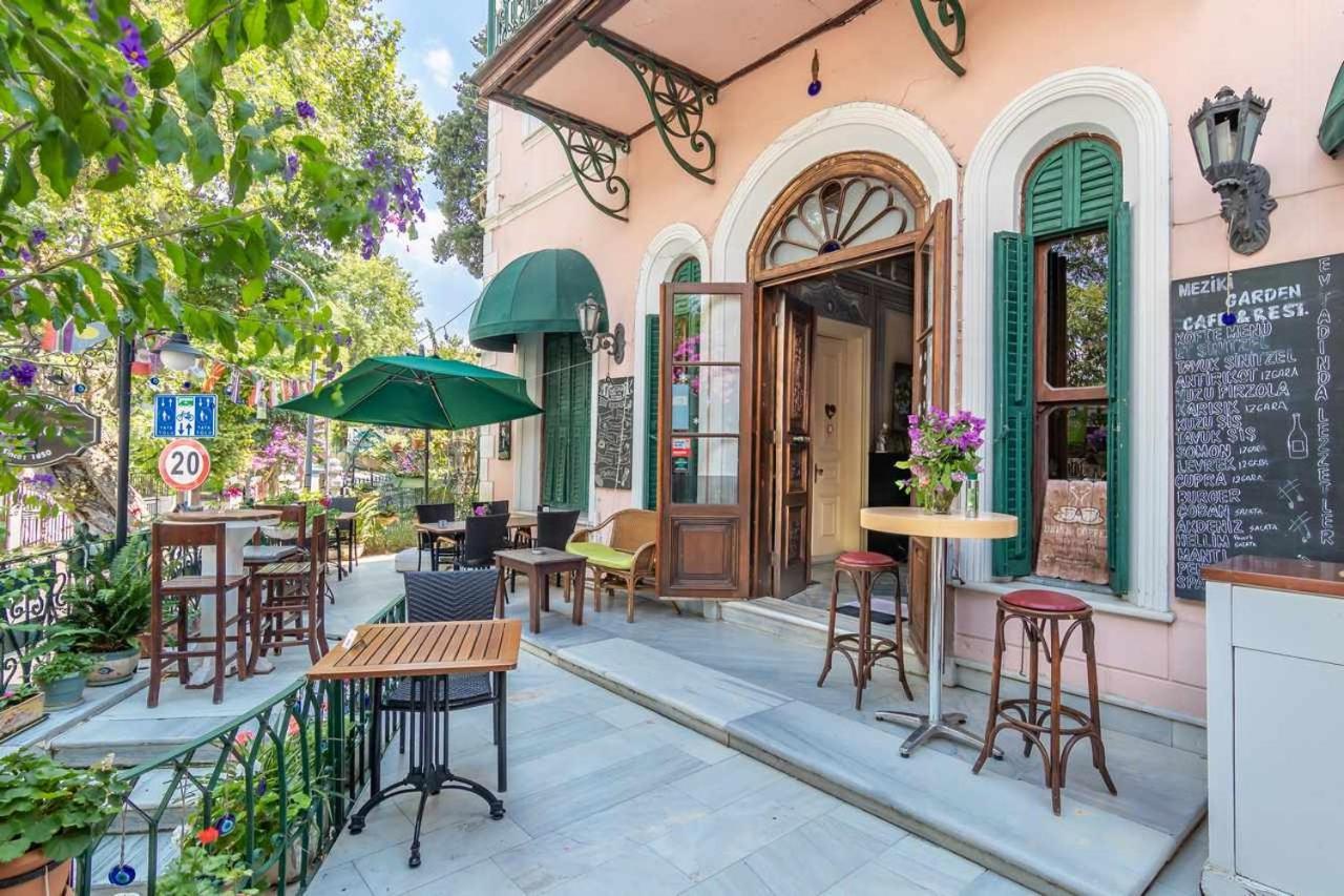 Bueyuekada Anastasia Meziki History Mansion Adalar Exterior photo